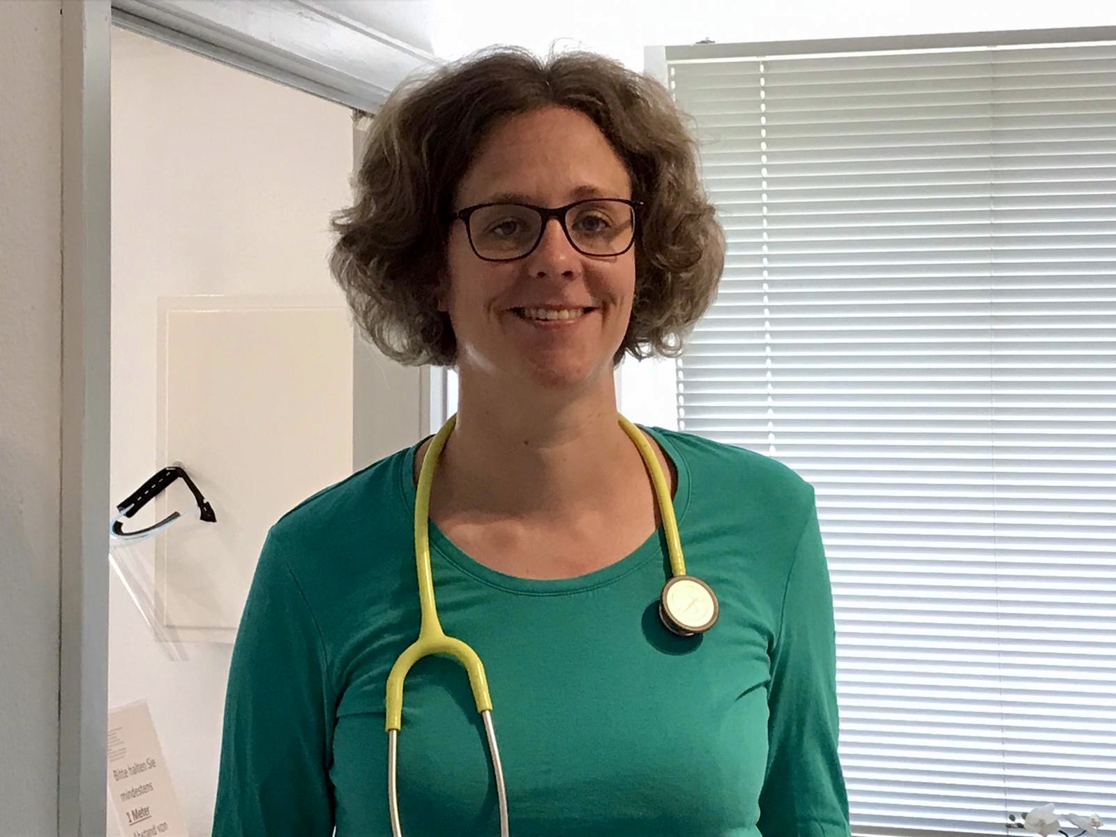 Frau Dr. Med. Beate Sauer hausarzt-zietenterrassen.de